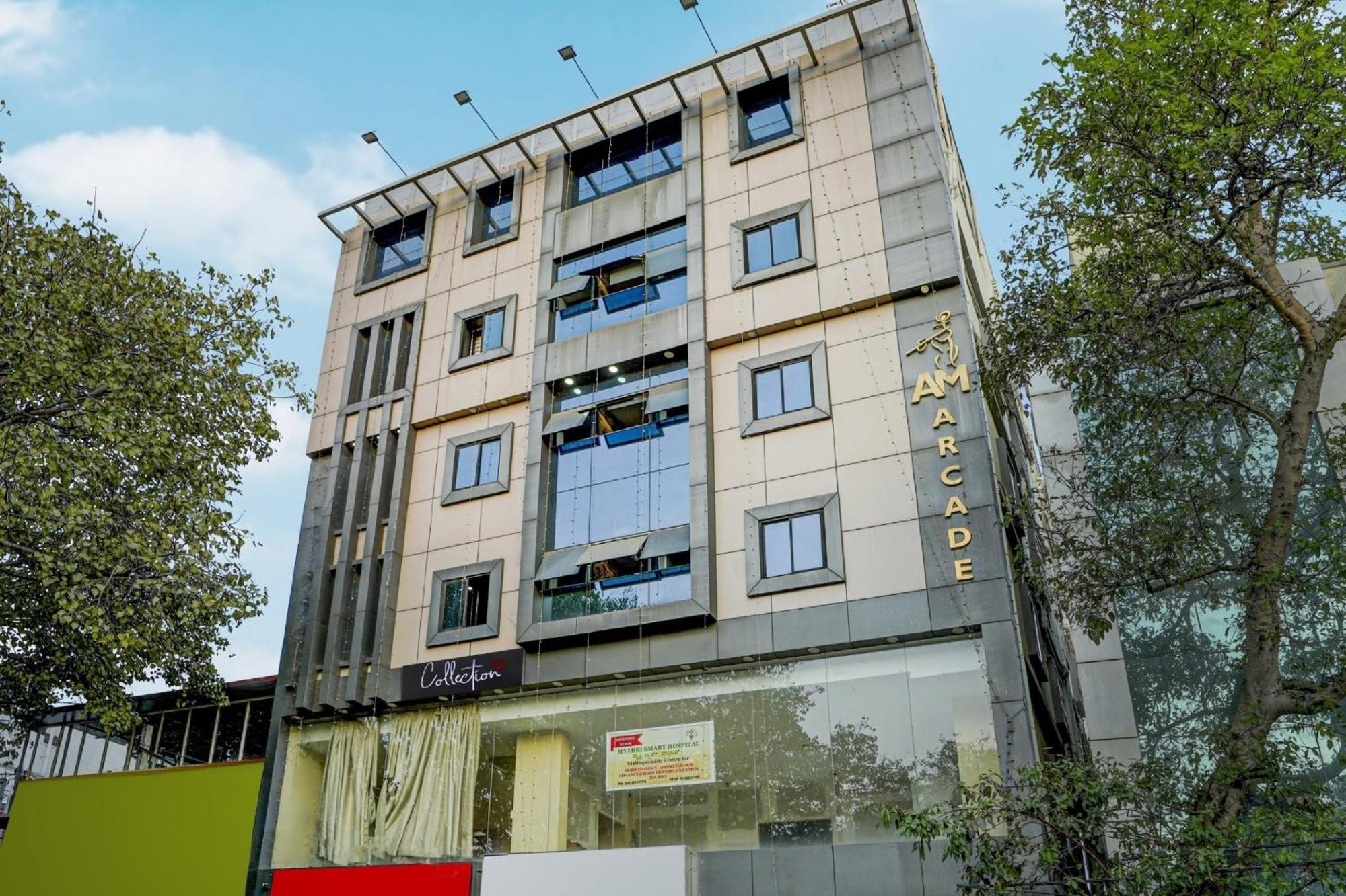 Capital O Champion Lotus Near Mantri Square Mall Bangalore Exterior foto